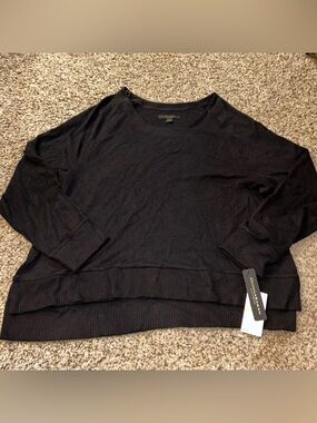 DONNA KARAN Sleepwear Collection Black Women's Lounge Top NEW Size Medium